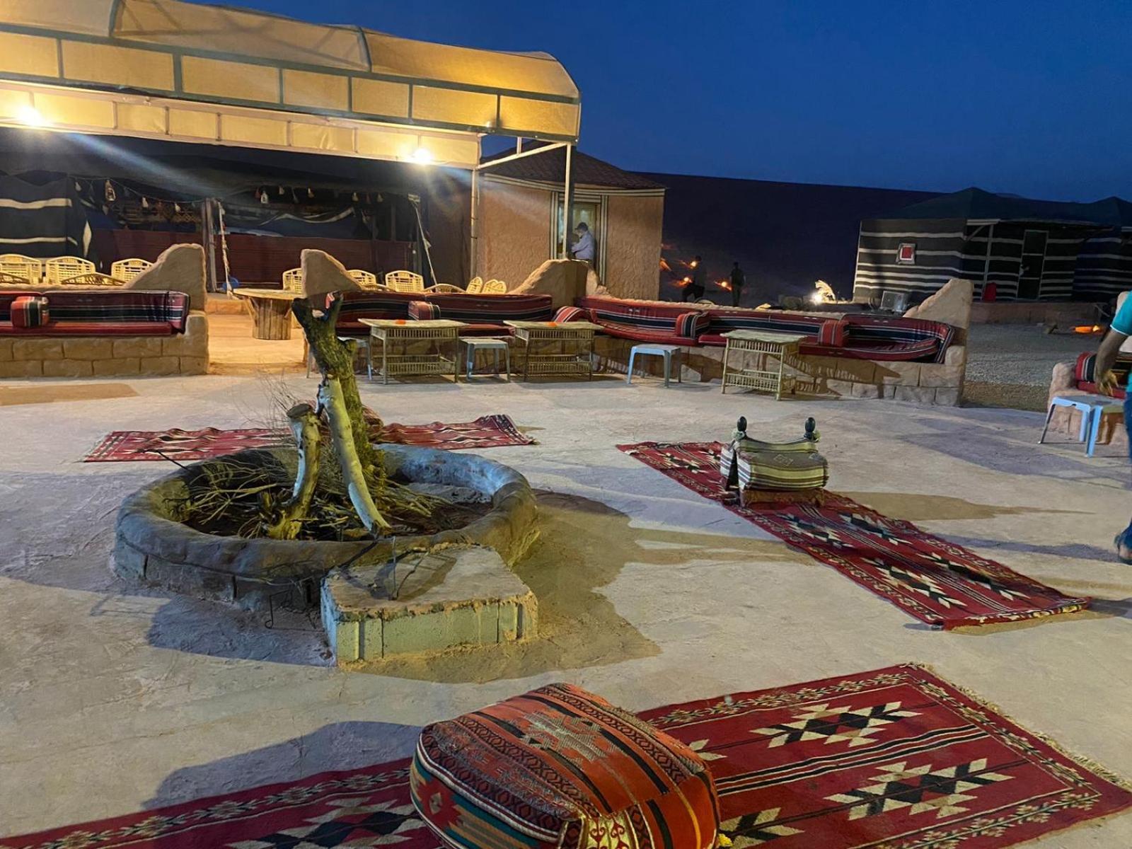 Arena Desert Camp & Adventurers Wadi Rum Exterior photo